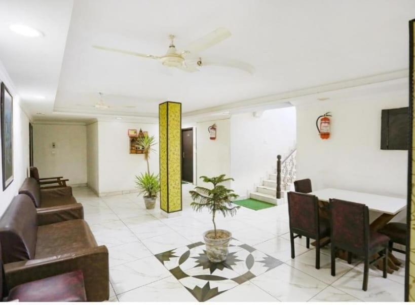 Hotel O Lime Wood Ντεχραντούν Εξωτερικό φωτογραφία