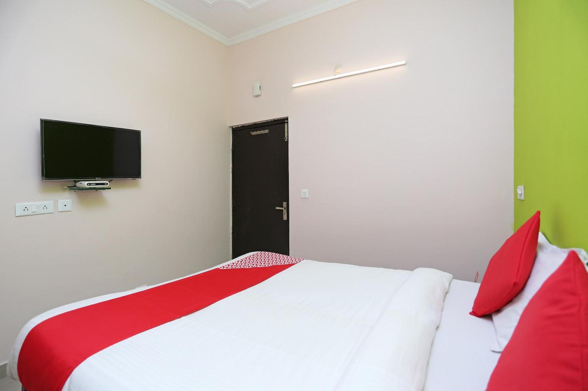 Hotel O Lime Wood Ντεχραντούν Εξωτερικό φωτογραφία
